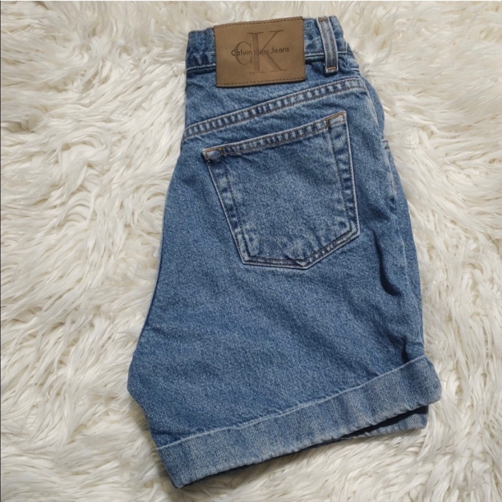 Calvin Klein Vintage High Rise Shorts